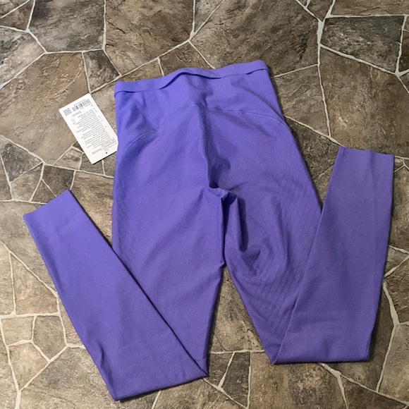 NWT Lululemon SenseKnit Running HR Tight 28” Charged Indigo Sz 6 - Picture 14 of 14